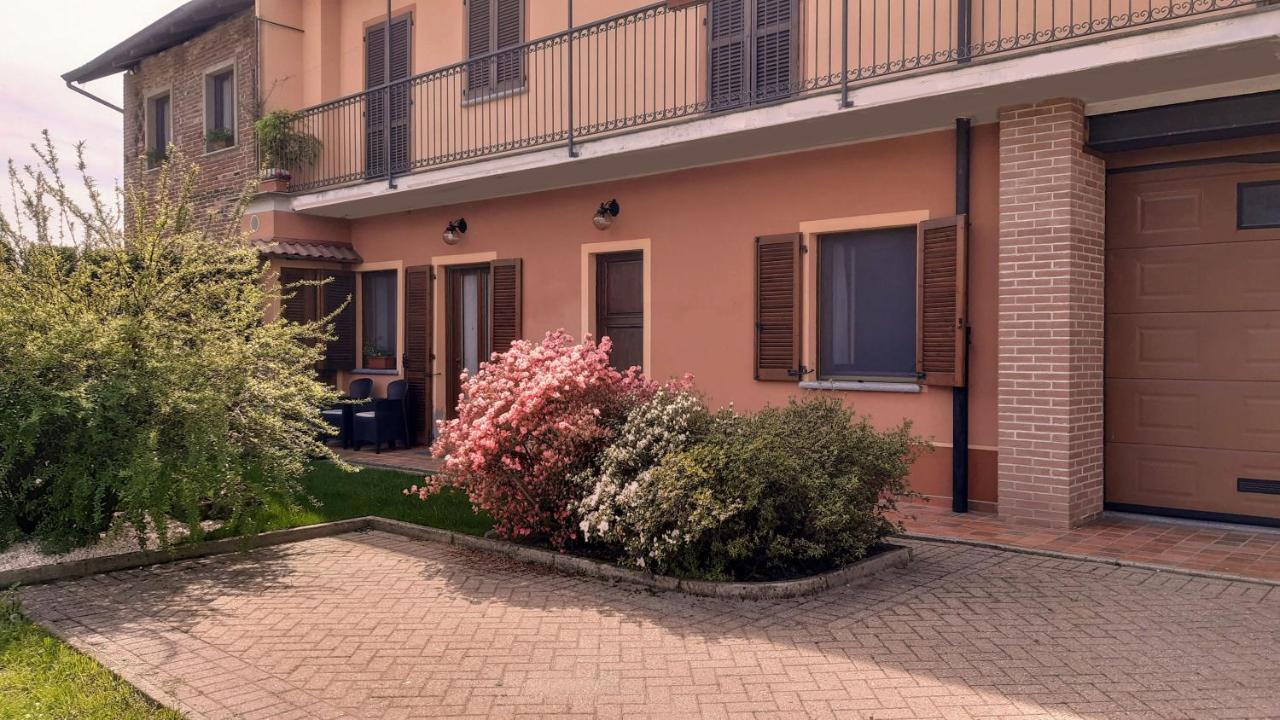Cascina In Alto Piemonte / Piedmont Countryhouse Lozzolo Bagian luar foto